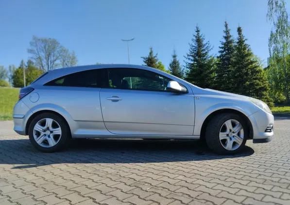 podkarpackie Opel Astra cena 10900 przebieg: 243000, rok produkcji 2009 z Ustrzyki Dolne